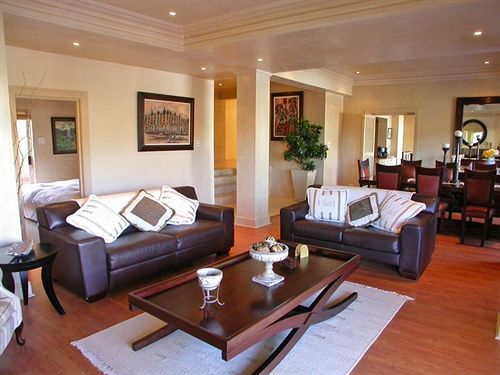 Beachside Villa & Penthouse Кейптаун Екстериор снимка